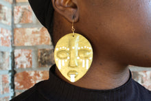Load image into Gallery viewer, The Queen’s mask earrings