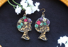 Load image into Gallery viewer, Blossoming Afro earrings