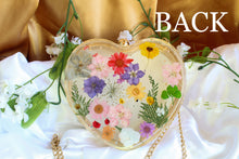 Load image into Gallery viewer, Floral Heart-Shaped Purse