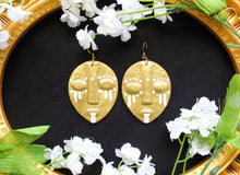 Load image into Gallery viewer, The Queen’s mask earrings