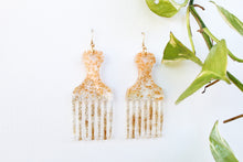 Load image into Gallery viewer, Afro pick earrings - Natural hair jewelry